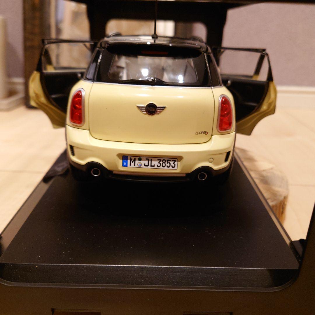 1-18スケール ミニクーパー Mini Cooper S　ディーラー特注　レア