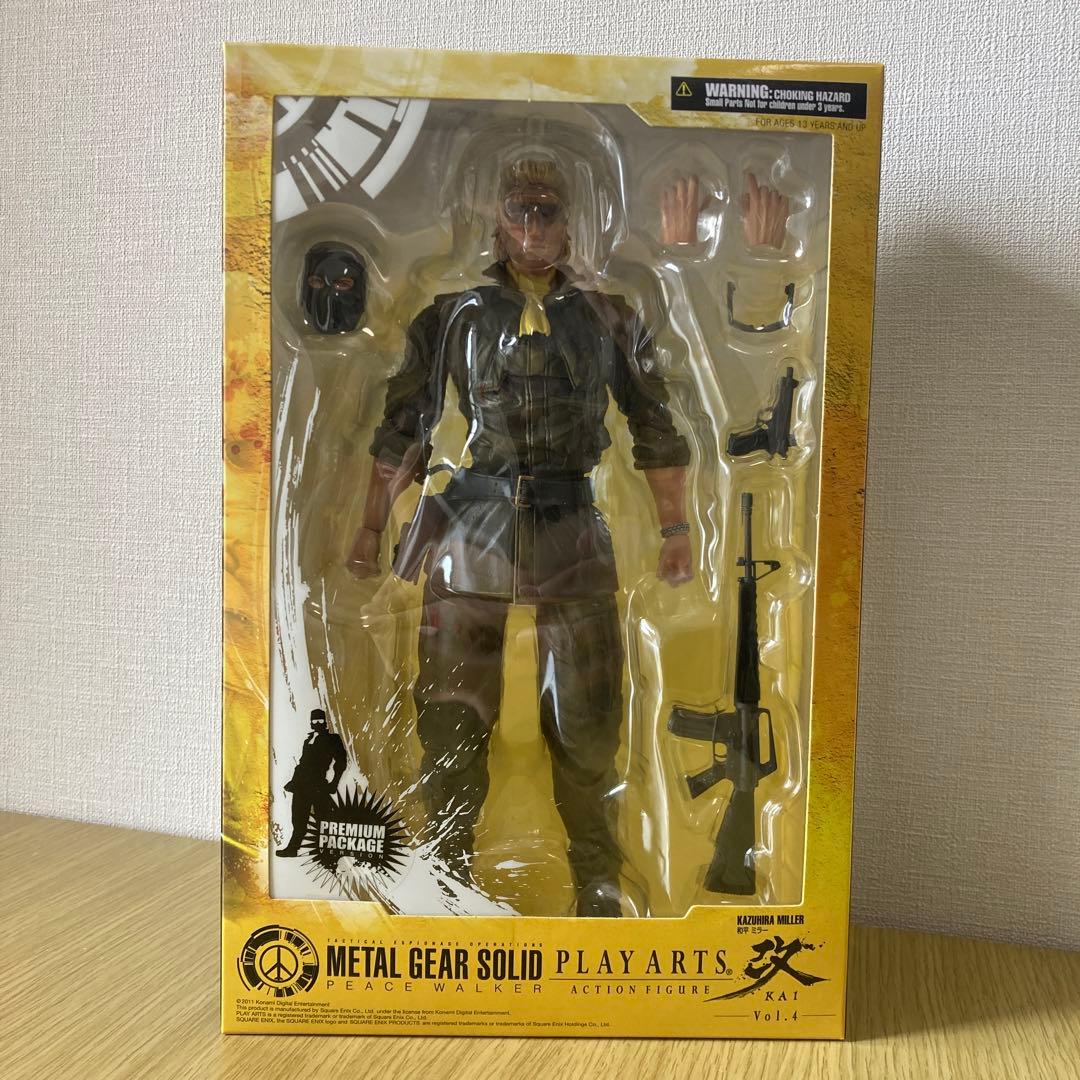 L GEAR SOLID スネーク フィギュア