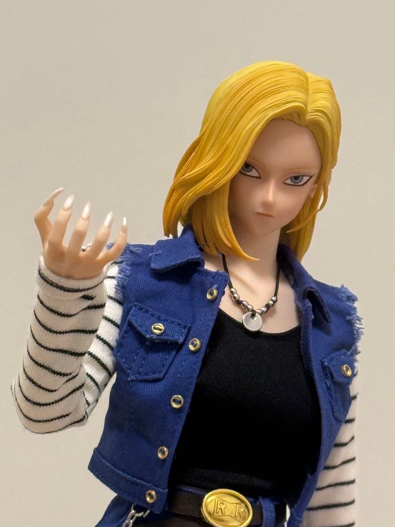 ドランゴンボール　Android 人造人間　18 可動フィギュア　1/6