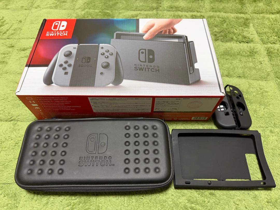 早い者勝ち‼️美品Nintendo Switch 本体 グレー ケース&おまけ付