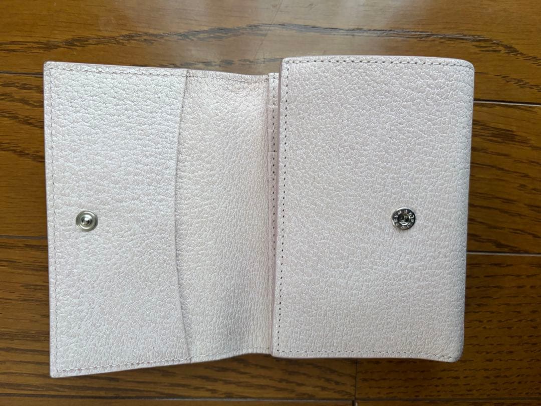 ヴィヴィアンウエストウッド　三つ折り財布