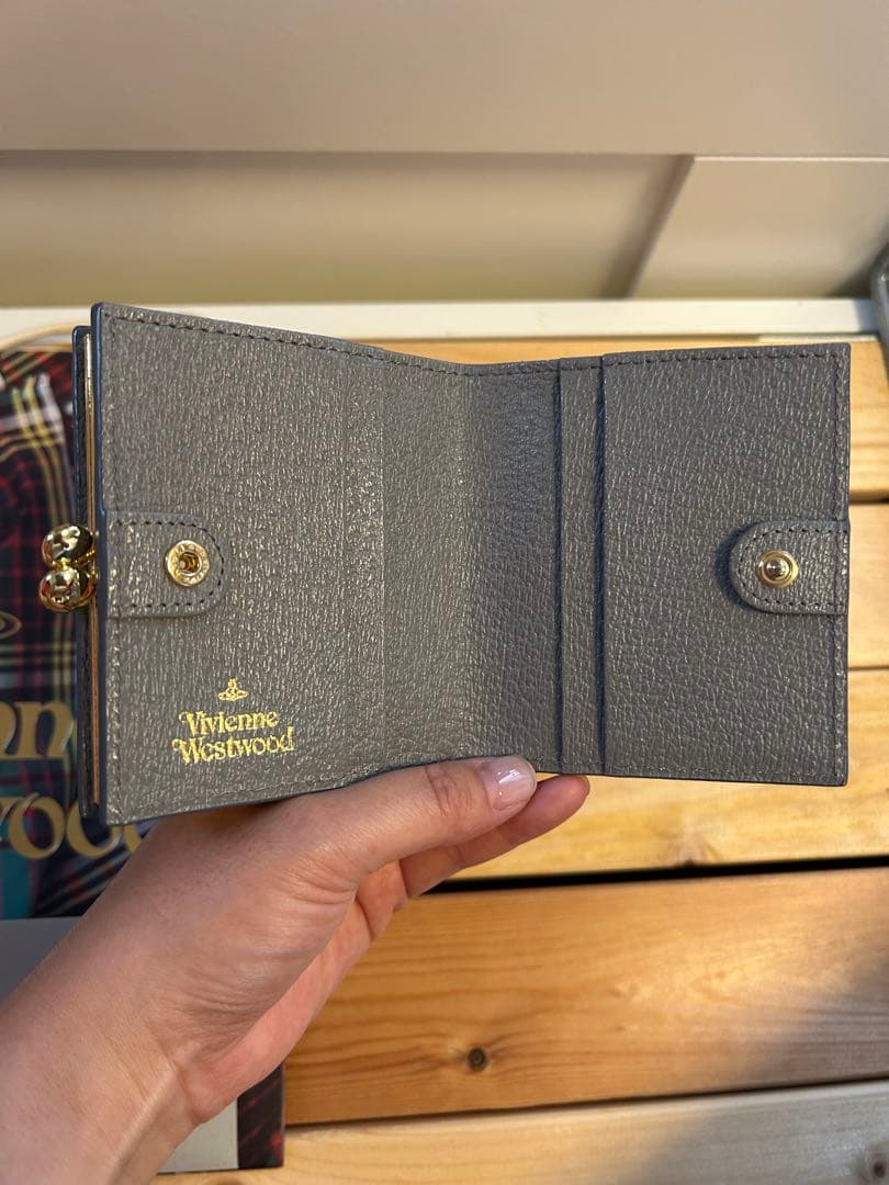 ヴィヴィアンウエストウッド EXECUTIVE 口金二つ折りミニ財布 グレー