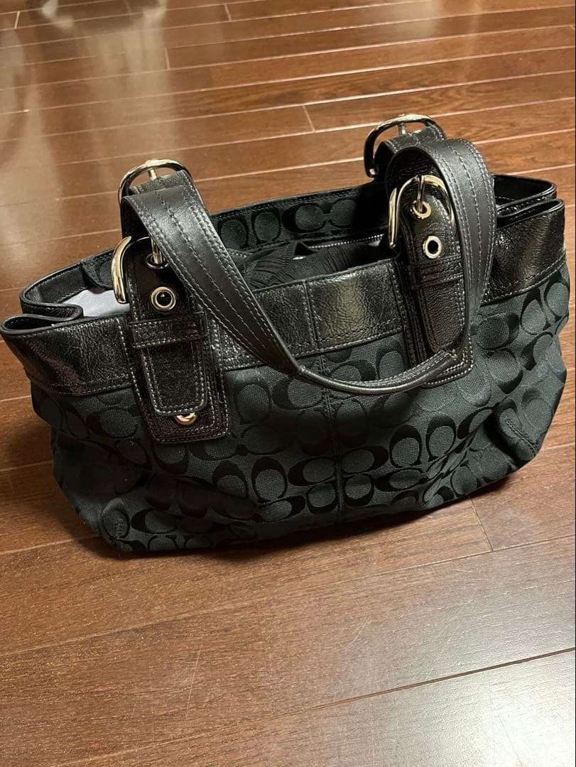 R*a様 COACH ブラックレザー　トートバッグ