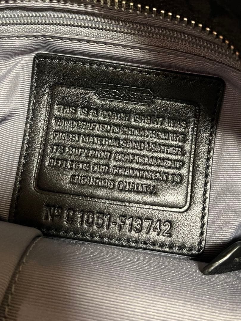 R*a様 COACH ブラックレザー　トートバッグ