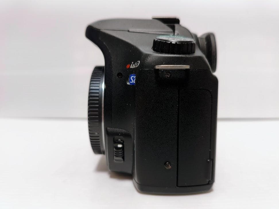 【内蔵電池交換、スプリットFS】PENTAX ist DS2