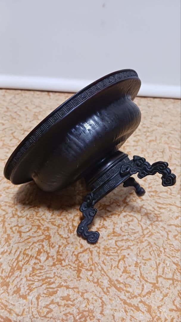 時代金工師二代村田整珉木村渡雲銅製三足丸形二段式花入花器薄端在銘渡雲鋳(花押)