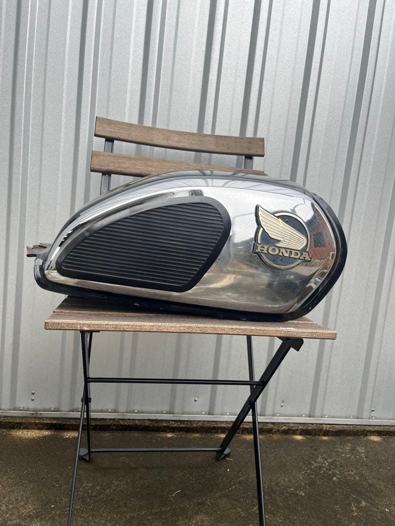 HONDA CD125T純正タンク