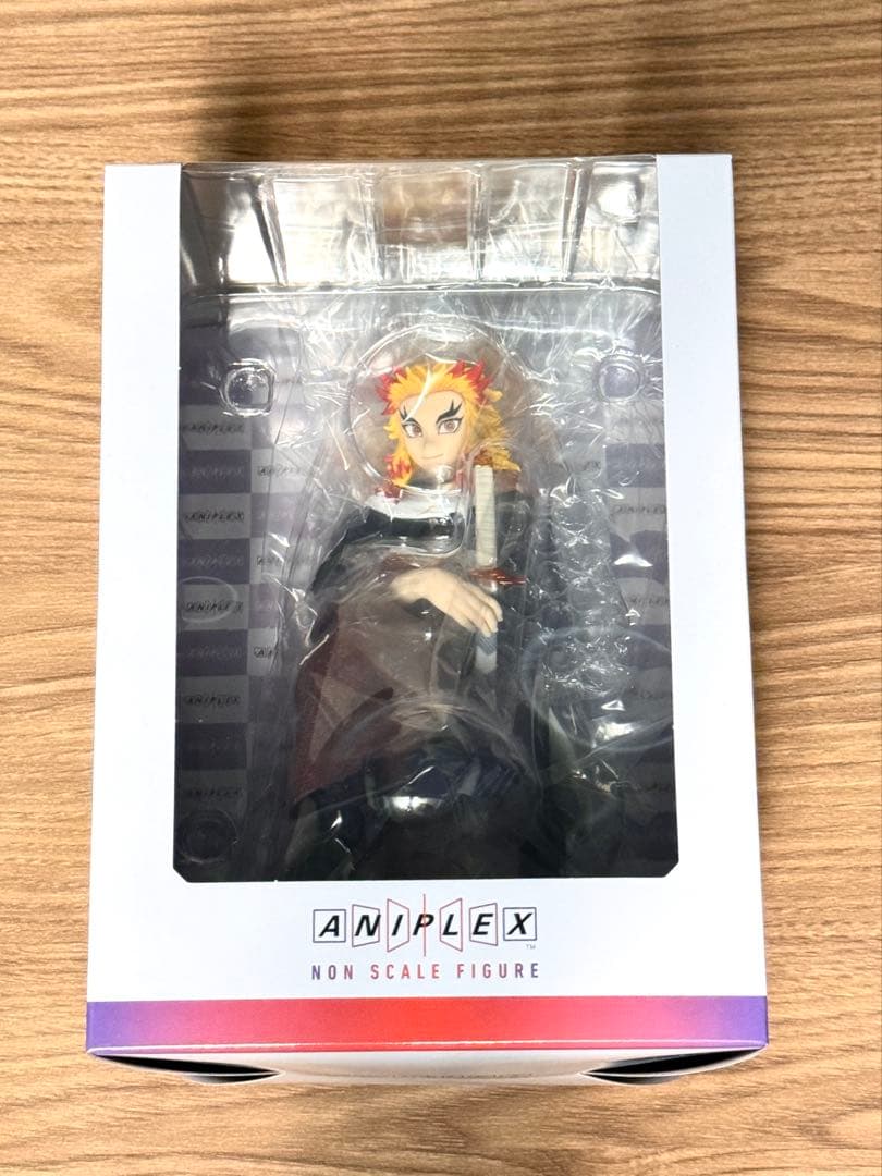 ANIPLEX 煉獄杏寿郎 ノンスケールフィギュア 新品 洋服 洋装