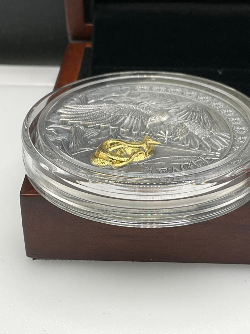2023年ガーナ　野生の狩人　イーグル アンティーク風・金メッキ付　50g銀貨