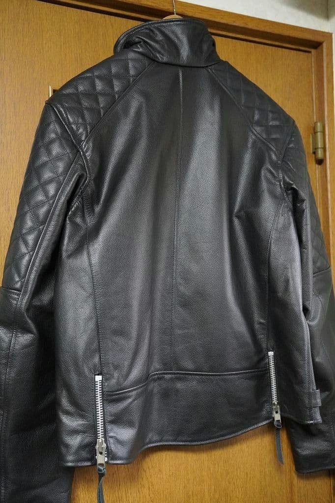 ブラックレザーシングルライダースジャケット