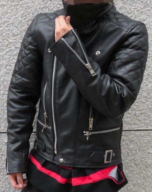 ブラックレザーシングルライダースジャケット