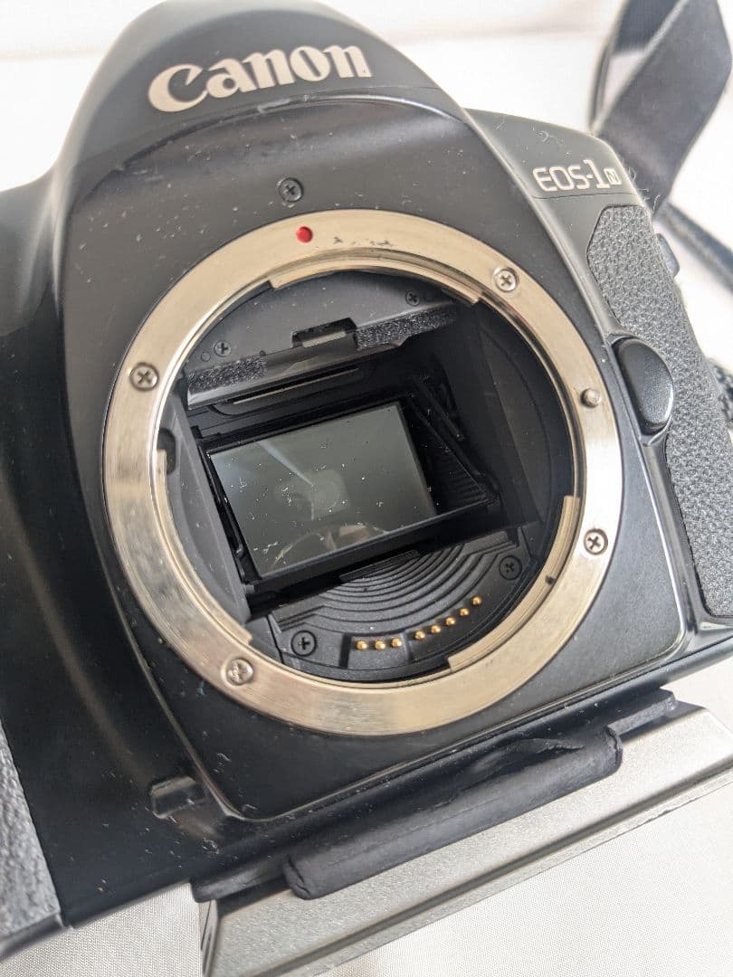 【ジャンク品】 Canon EOS-1N ボディ 一眼レフカメラ