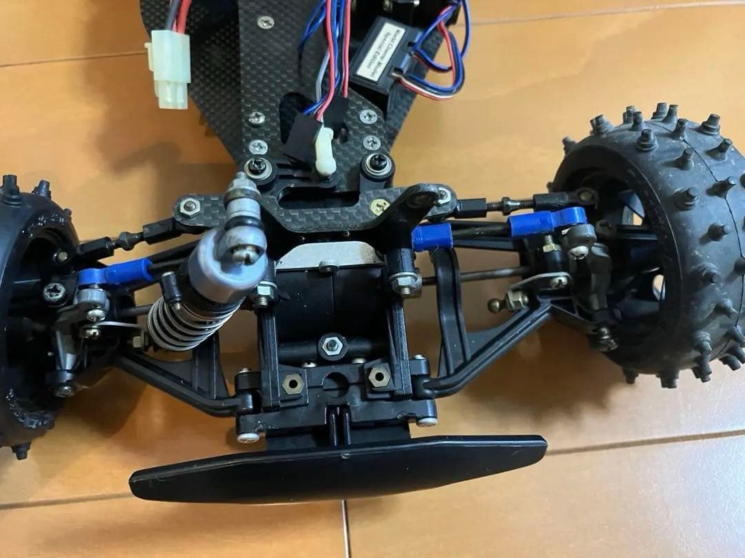 （ジャンク品　部品取得用）　田宮カーボンファイバー RCカー 4WD オフロード