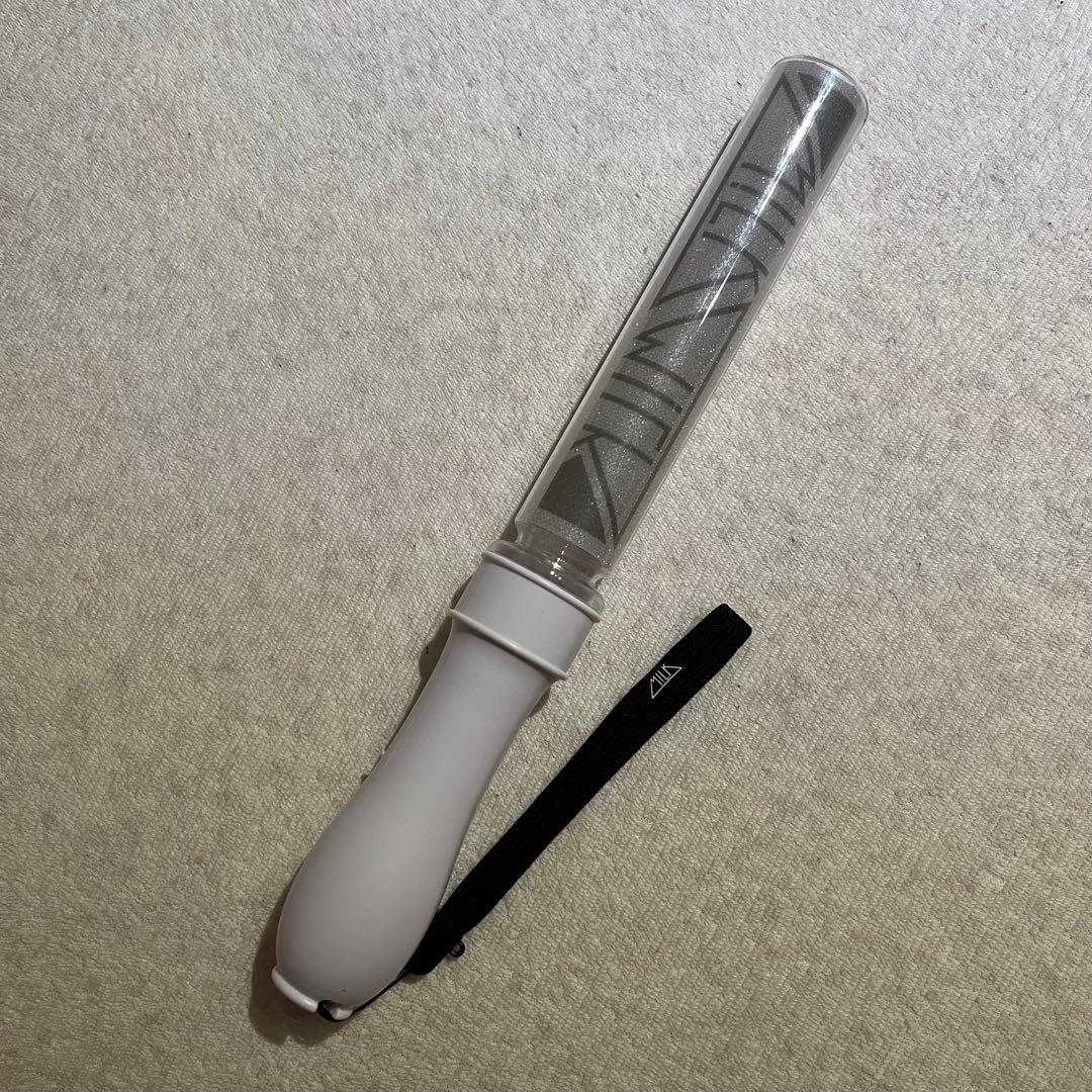 M!LK CIRCUS カラチェンペンライトver.3