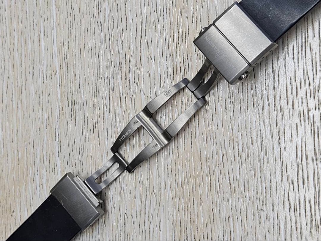 値下げ ユリスナルダン Ulysse Nardin ラバーベルト バックル 時計