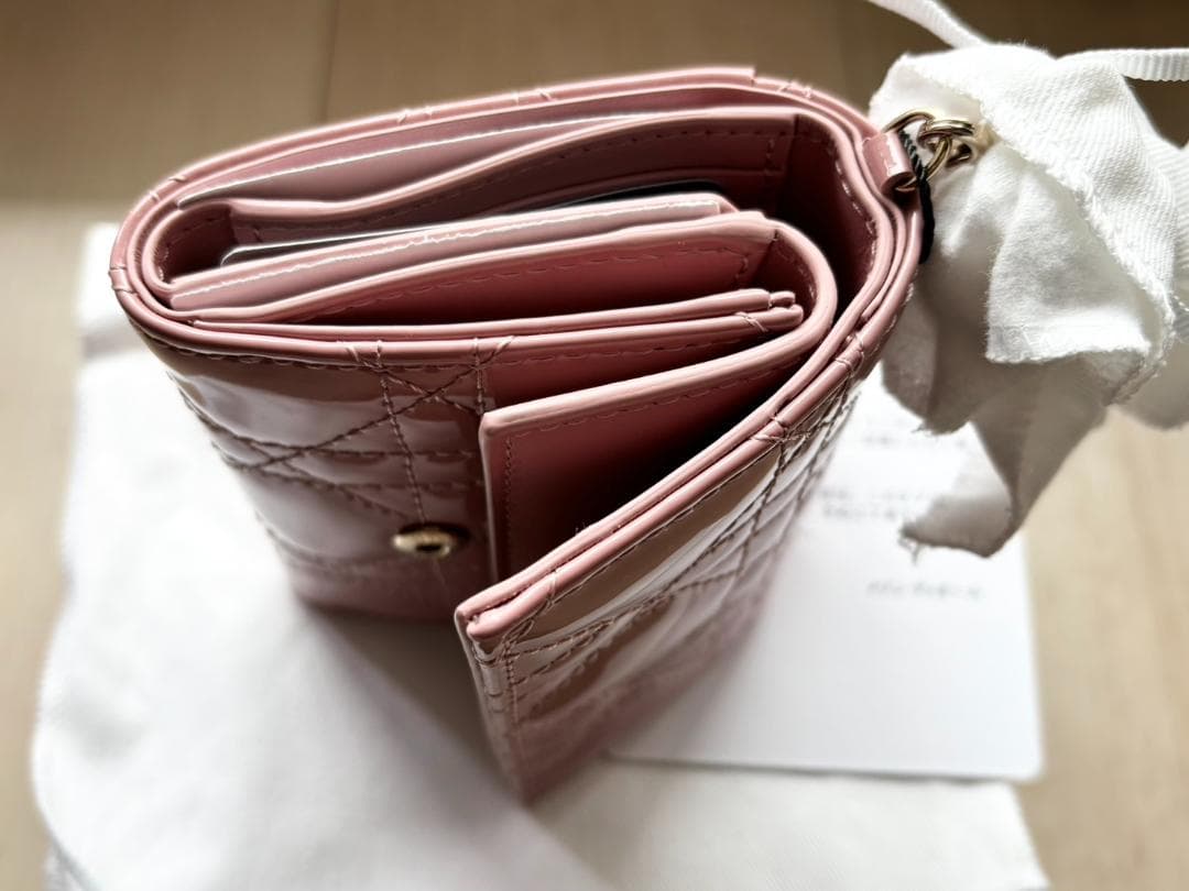 Dior ロータスウォレット カナージュ パテントカーフスキン♡年末値下げ