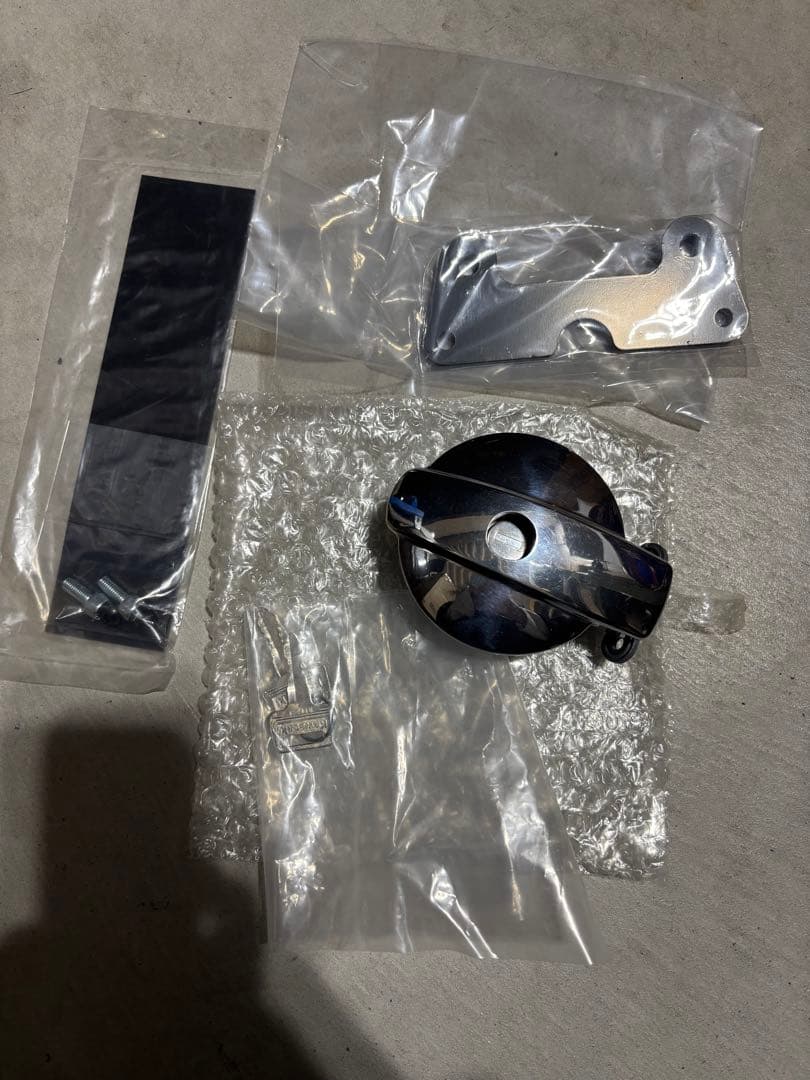 SR400 メタリックシルバータンク B級品