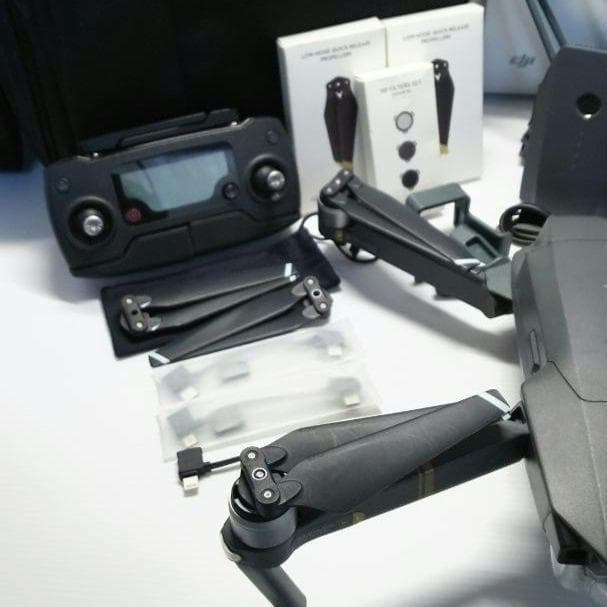 ドローン DJI Mavic Pro フルセット＋付属品・キャリーバッグ
