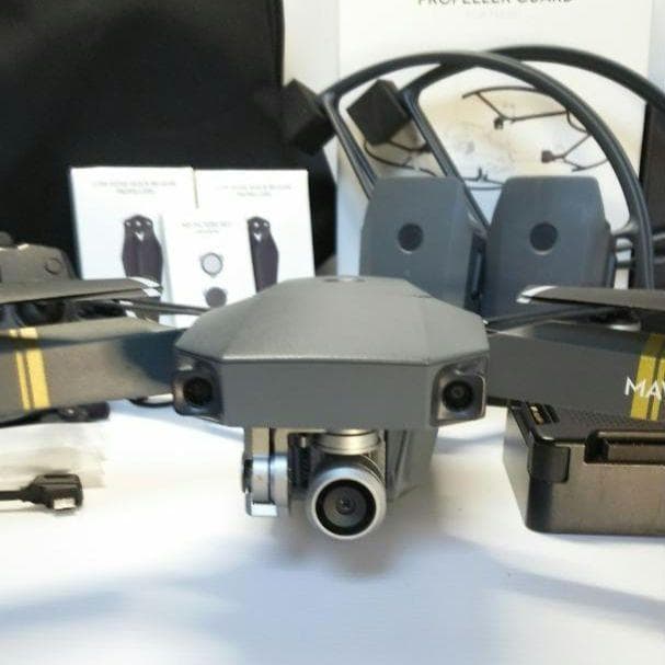 ドローン DJI Mavic Pro フルセット＋付属品・キャリーバッグ