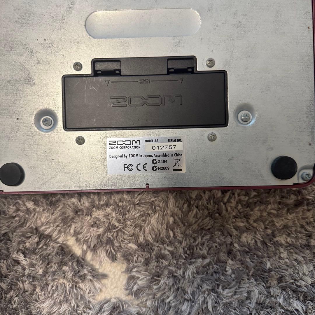 ZOOM B3 ベースエフェクター