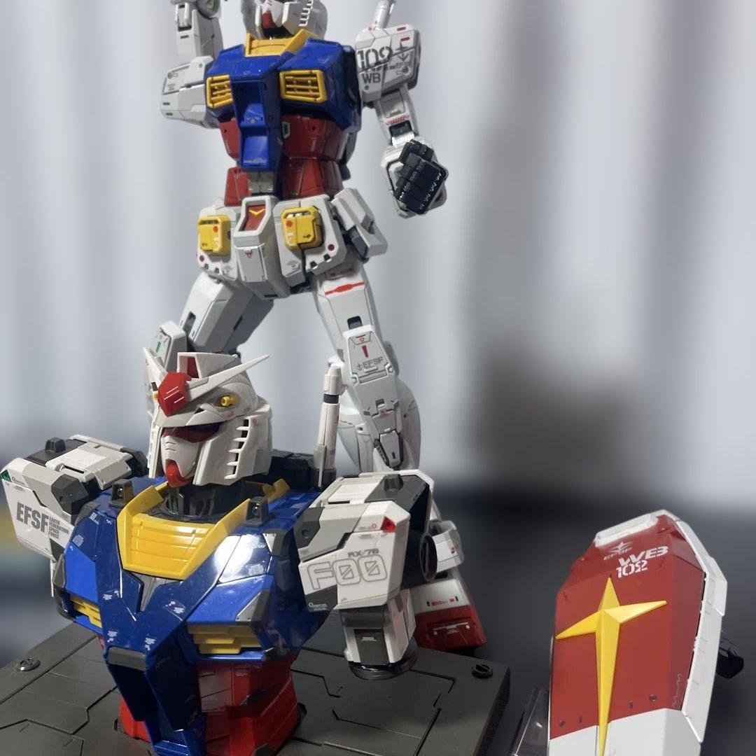 【癒し】PGU1/60RX-78-2ガンダムと　1/48RX-78F00ガンダム