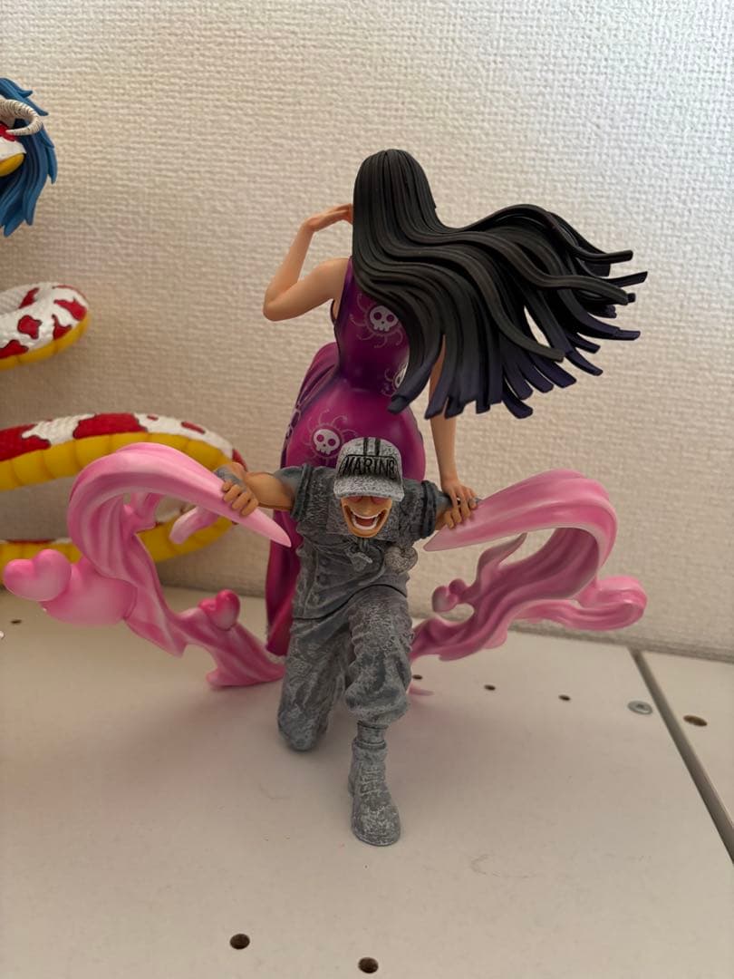 【売切】ONE PIECE フィギュア　ハンコック