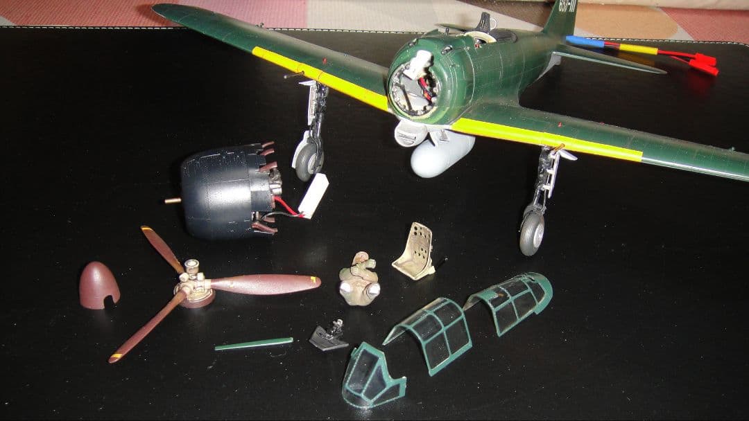 タミヤ 1/32　リアルサウンド　零戦　(完成品　欠品あり現状品)