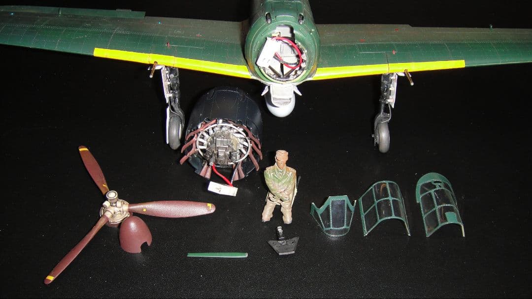 タミヤ 1/32　リアルサウンド　零戦　(完成品　欠品あり現状品)