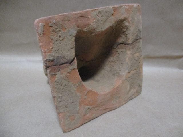 シルクロード　トルファン遺跡　仏像坐像　ですが　ｃ１８M 2411