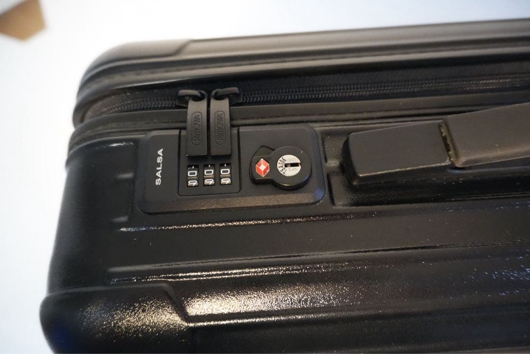 【人気の廃盤モデル・美品】リモワ サルサ 33リットル 2輪　ブラック
