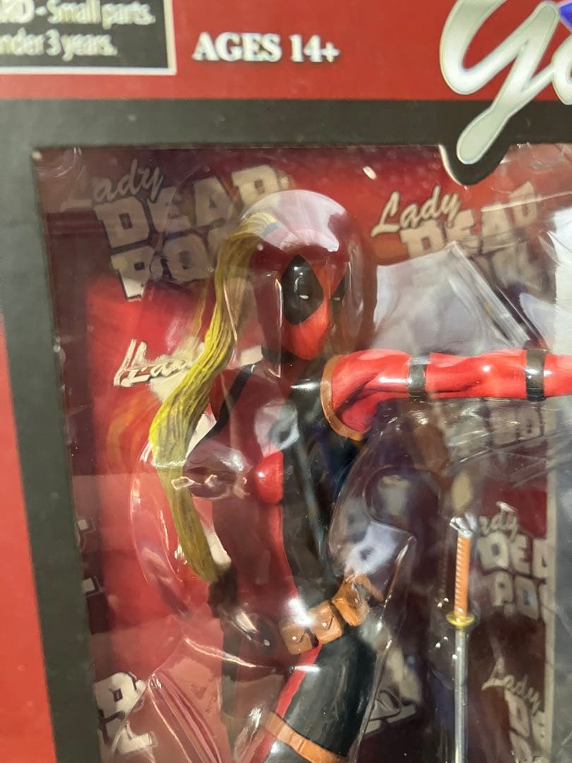 【新品未開封】レディ　デッドプール　Galleryシリーズ フィギュア