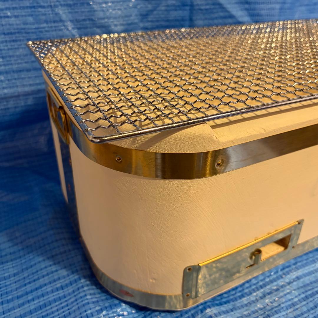 【未使用品】丸和工業製 天然切り出し大判七輪 角形 網2枚付き