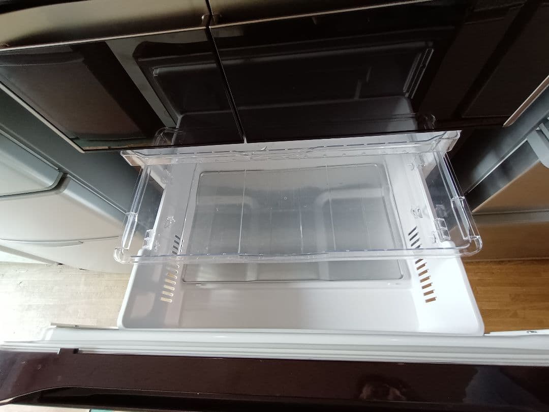 きん　千葉県　HITACHI 6ドア冷蔵庫 2015年式