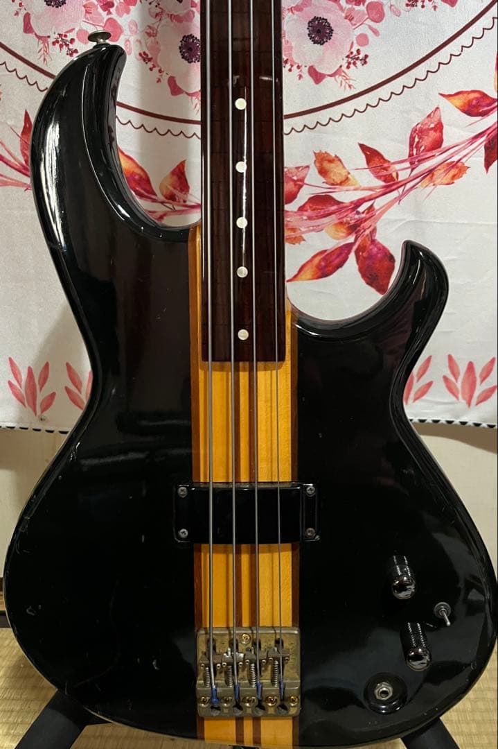Aria ProII SB-700 フレットレスベース 国産ヴィンテージ