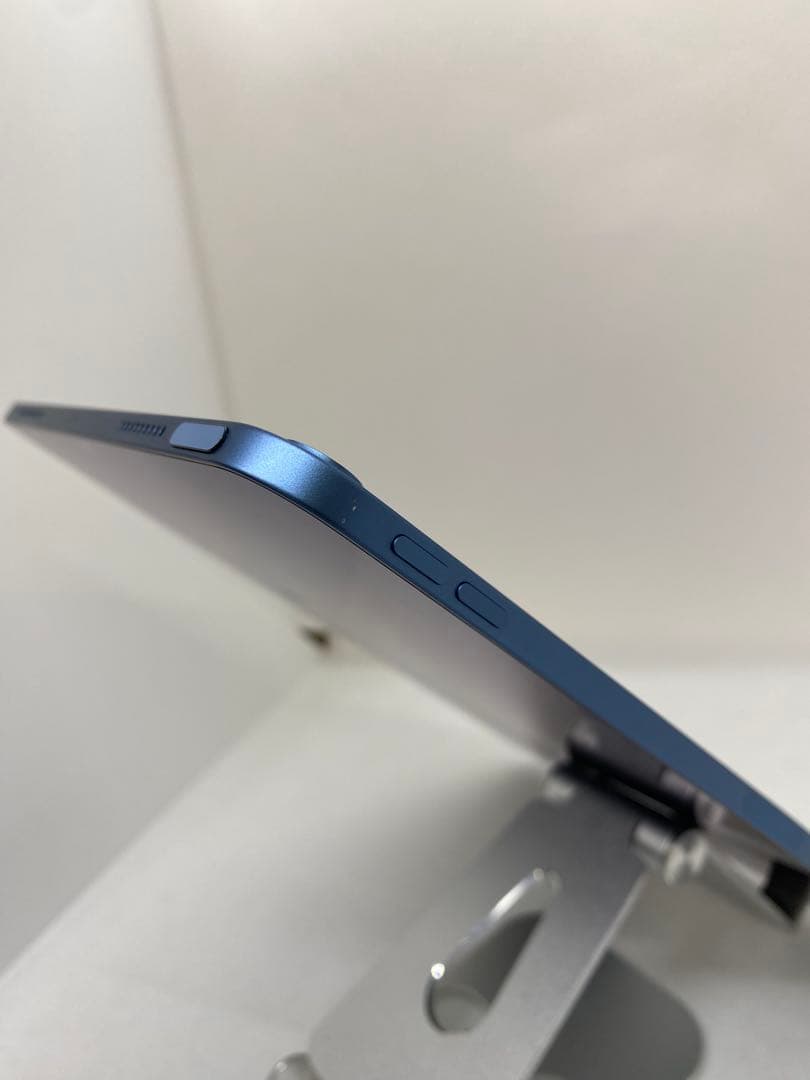 ジャンク品 Ipad Air 第5世代 WiFi モデル　F9N49