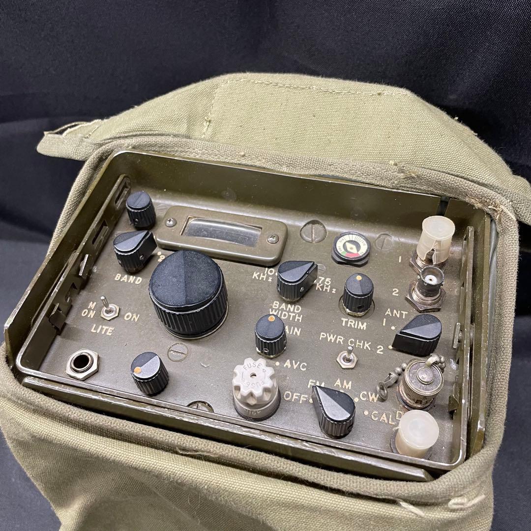 B2【used】VHF受信機　アメリカ軍　　ミリタリー　レシーバー　ラジオ