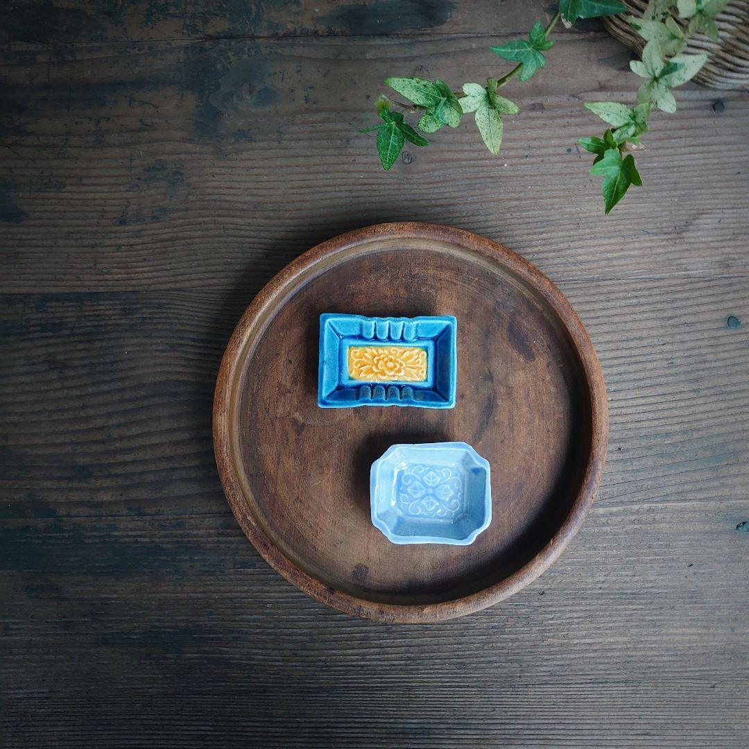 【ご成約】赤縁 碗形 水玉文 あぶり出し 氷コップ と 骨董の器 おまとめ