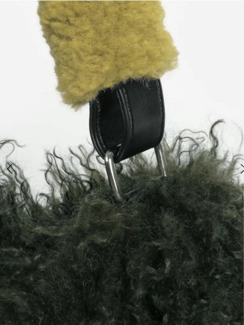 お値下げしました⭐︎RADIATE バイカラーファー×ボアバック A4ファイル対応