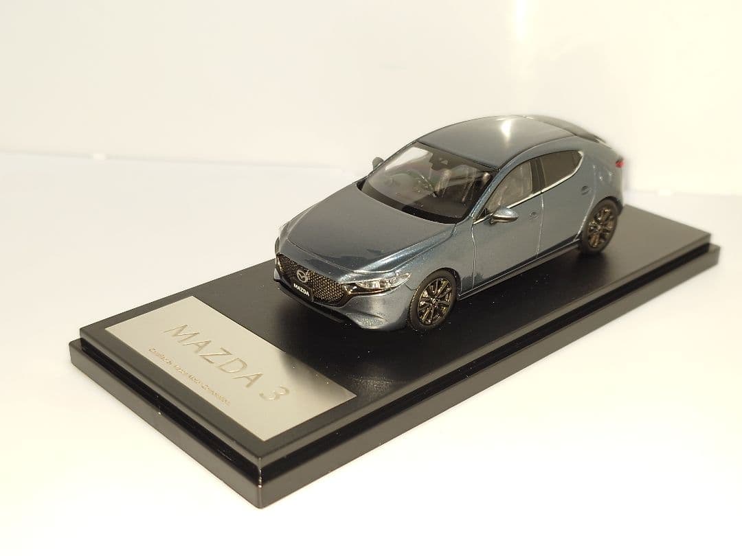 マツダ正規品 マツダ3 1/43 ミニカー グレー