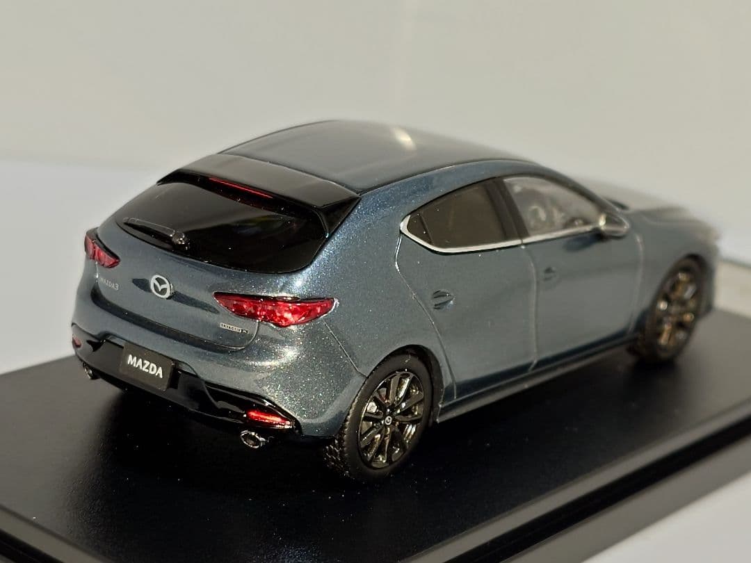 マツダ正規品 マツダ3 1/43 ミニカー グレー