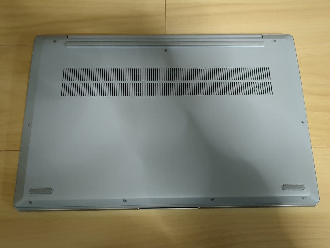 IdeaPad 5 15ARE05 Ryzen7・8GBメモリ・256GBSSD