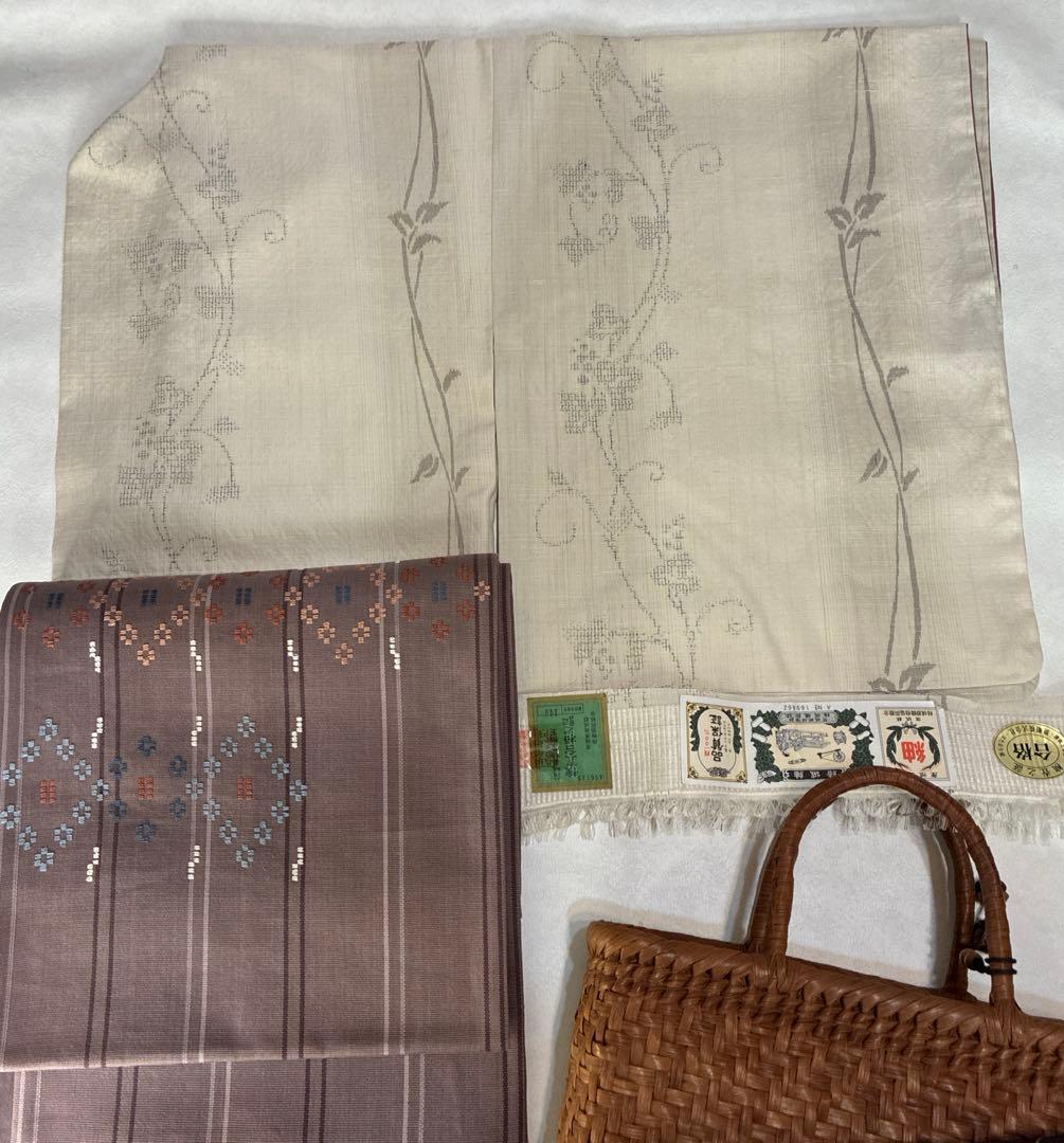 miru様用　奥順　結城紬　躾糸付き　草花文　証紙あり