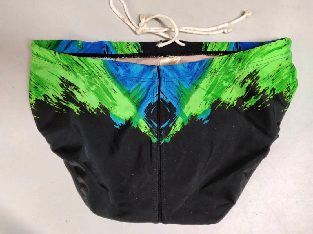 【I1023】arena　アリーナ　メンズ水着　Lサイズ