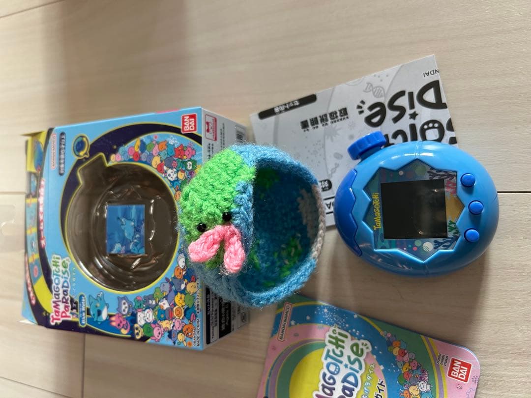 たまごっちパラダイス本体（ブルー ） と手作りカバー