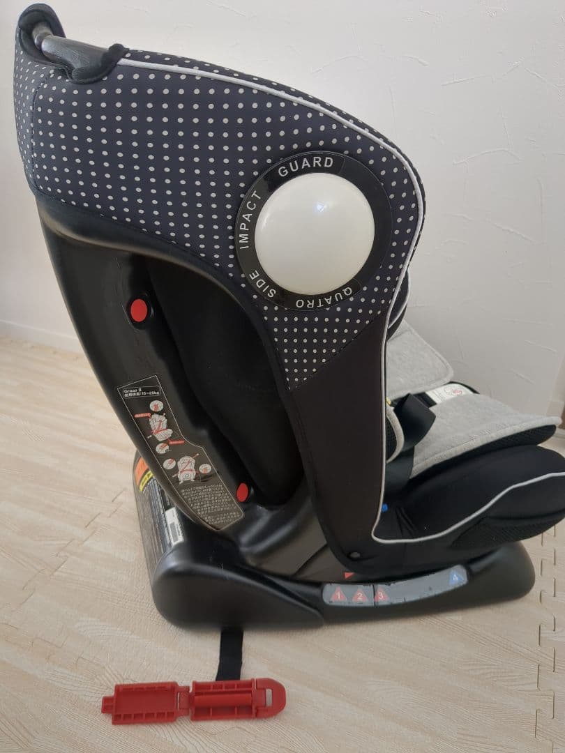 【ピジョン】オレイユ　チャイルドシート