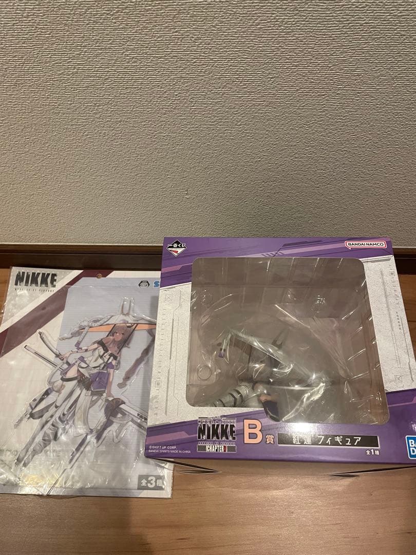 一番くじ　勝利の女神　NIKKE B賞　紅蓮　フィギュア　ビッグアクリルスタンド