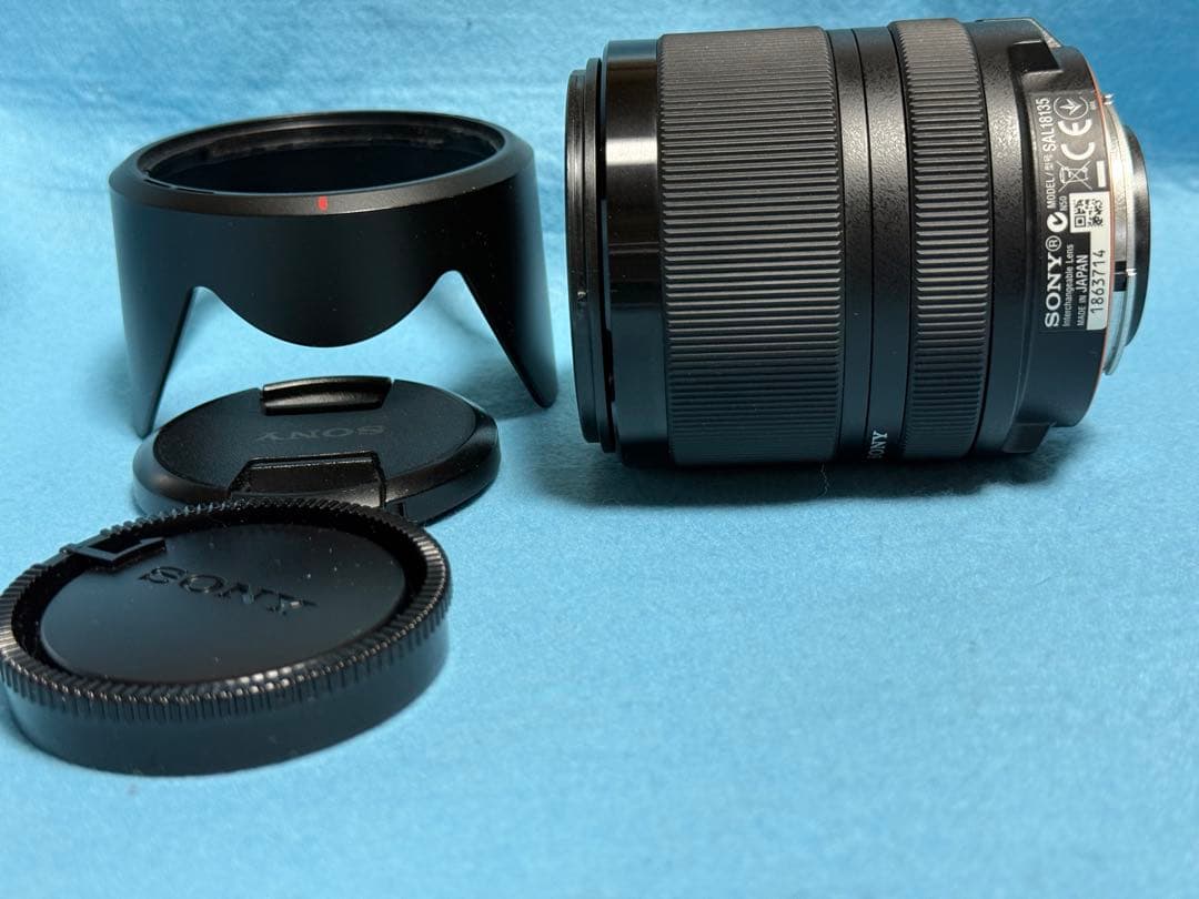 マウントアダプターLA-EA5 とSONY Aマウントレンズ2種