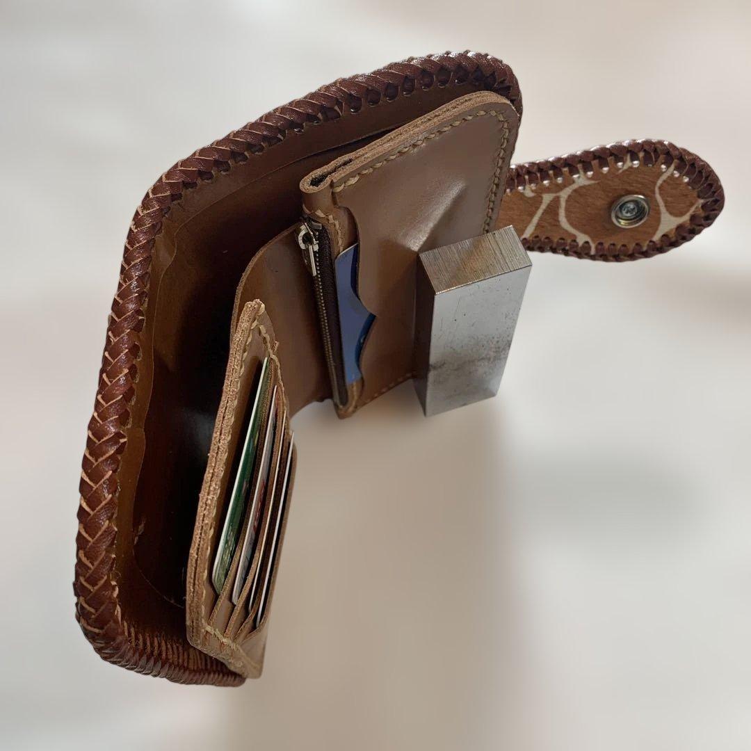 ハンドメイドレザークラフトキリン柄ハラコ牛革茶色ミドルウォレット牛レース編み茶色