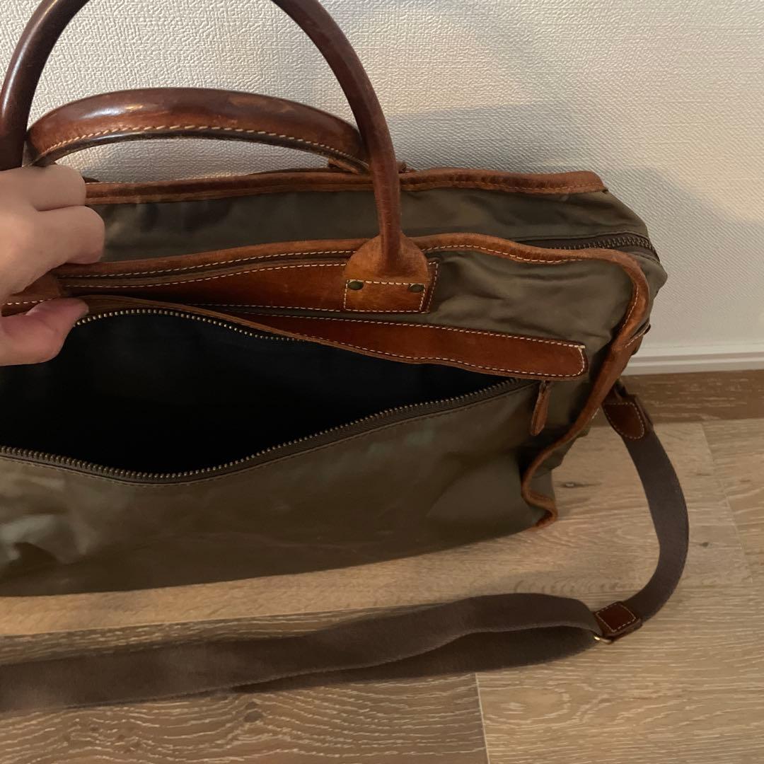 三連休限定値下げ！！フェリージ　ビジネスバック　カーキ