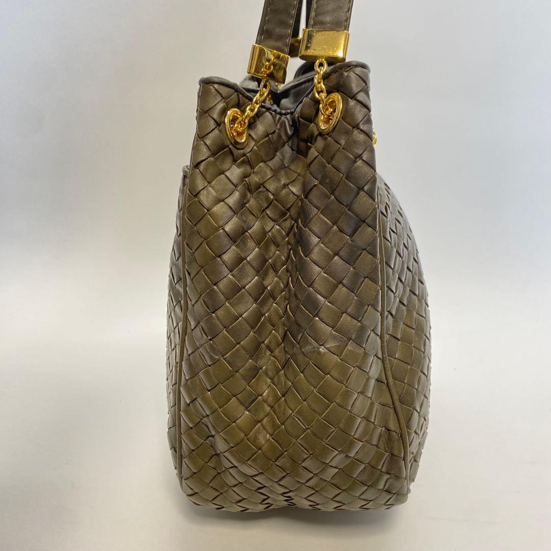 ボッテガヴェネタ カーキ ショルダーバッグ イントレチャート 巾着